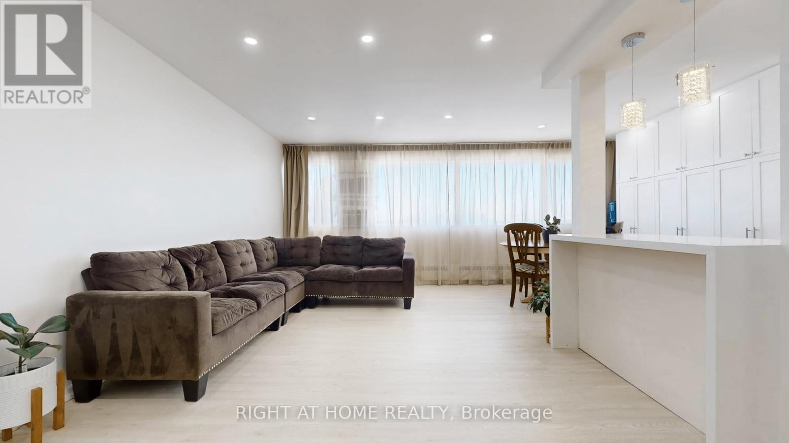 1801 - 10 Sunny Glenway, Toronto, Ontario  M3C 2Z3 - Photo 12 - C12783302