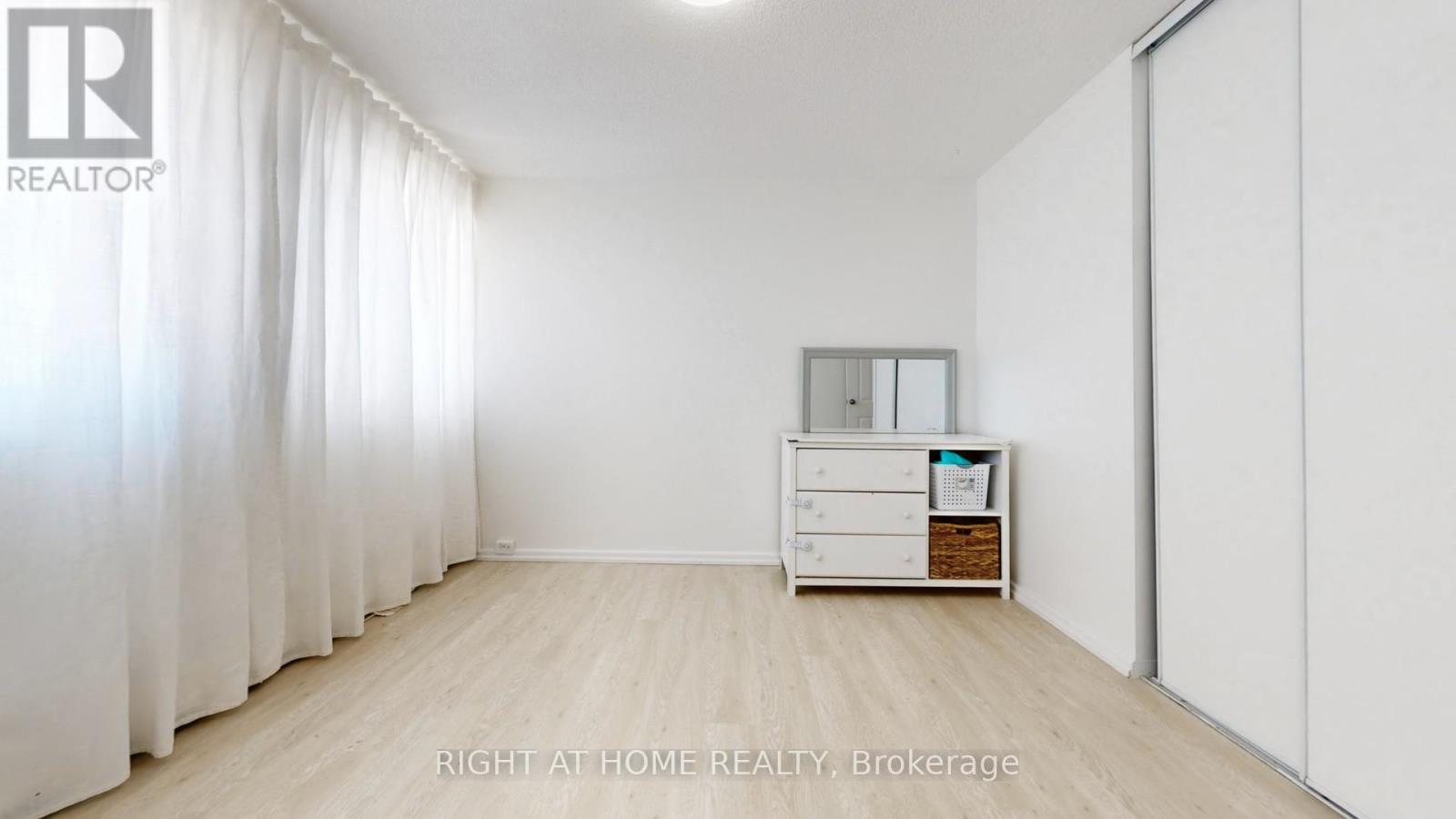 1801 - 10 Sunny Glenway, Toronto, Ontario  M3C 2Z3 - Photo 21 - C12783302