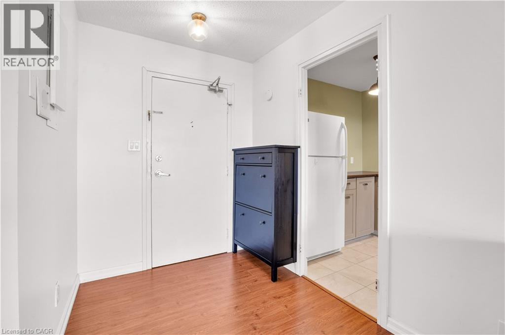 225 Harvard Place Unit# 809, Waterloo, Ontario  N2J 4H4 - Photo 9 - 40795891