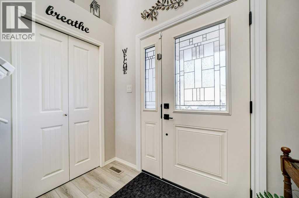 248 Sunridge Road W, Lethbridge, Alberta  T1J 5H8 - Photo 4 - A2285880