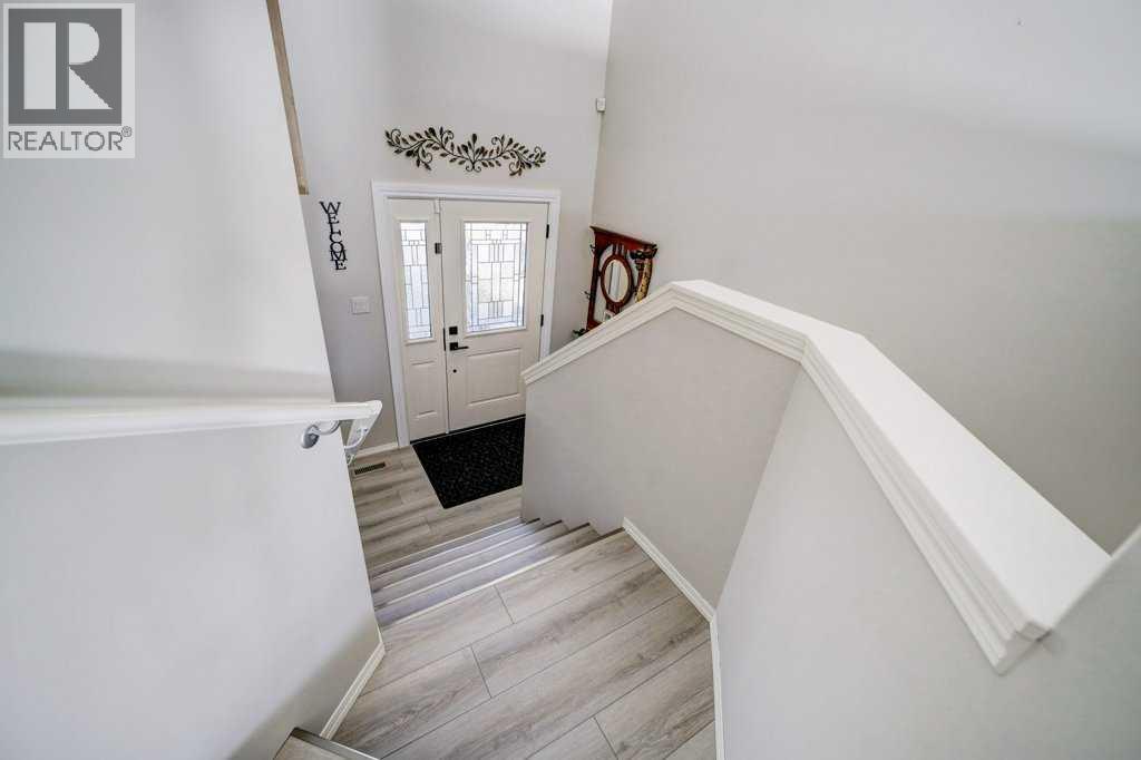 248 Sunridge Road W, Lethbridge, Alberta  T1J 5H8 - Photo 5 - A2285880