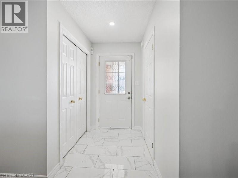 82 Ralgreen Crescent, Kitchener, Ontario  N2M 1T9 - Photo 4 - 40804620