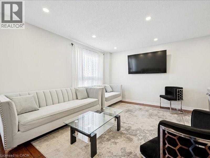 82 Ralgreen Crescent, Kitchener, Ontario  N2M 1T9 - Photo 9 - 40804620