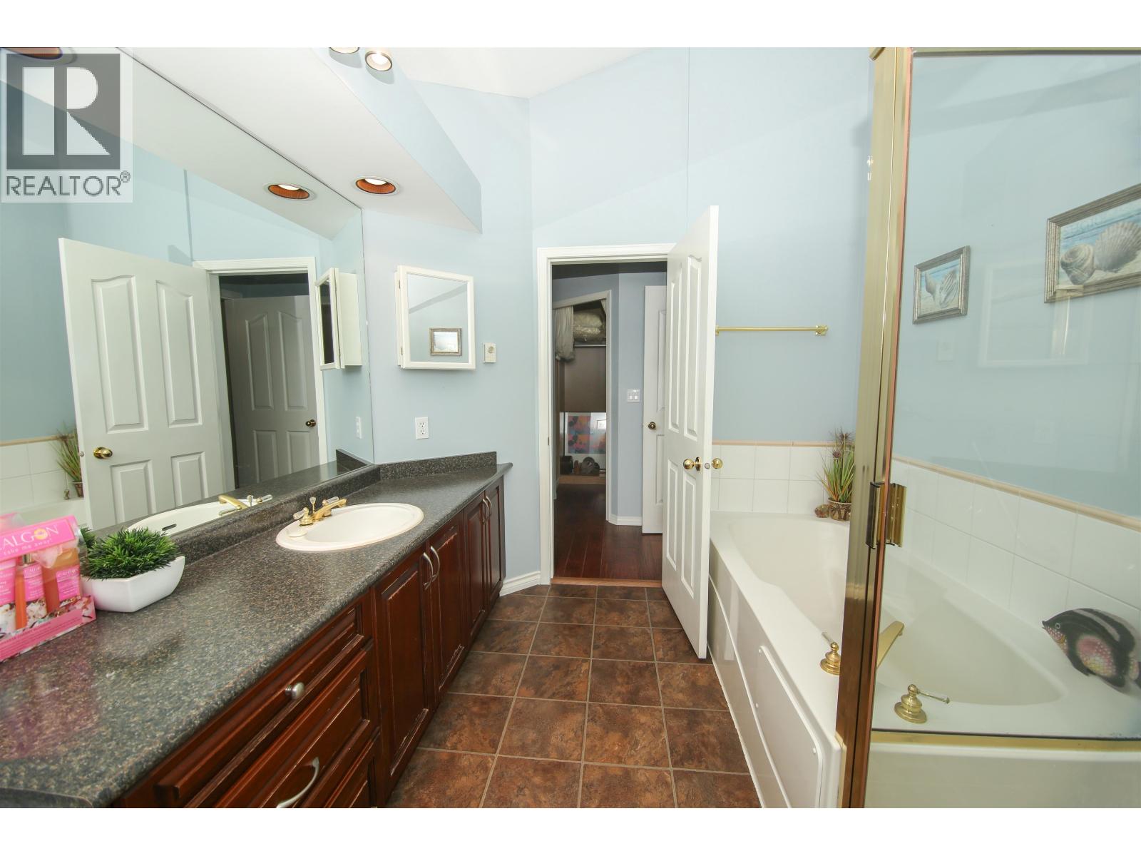 321 4955 River Road, Delta, British Columbia  V4K 4V9 - Photo 8 - R3073407