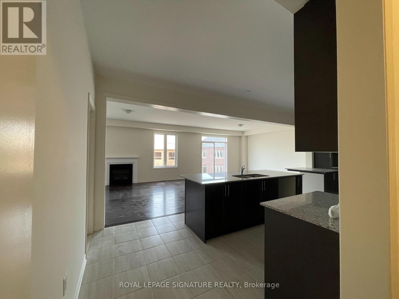 1231 Plymouth Dr. Drive, Oshawa, Ontario  L1L 0T9 - Photo 3 - E12783166