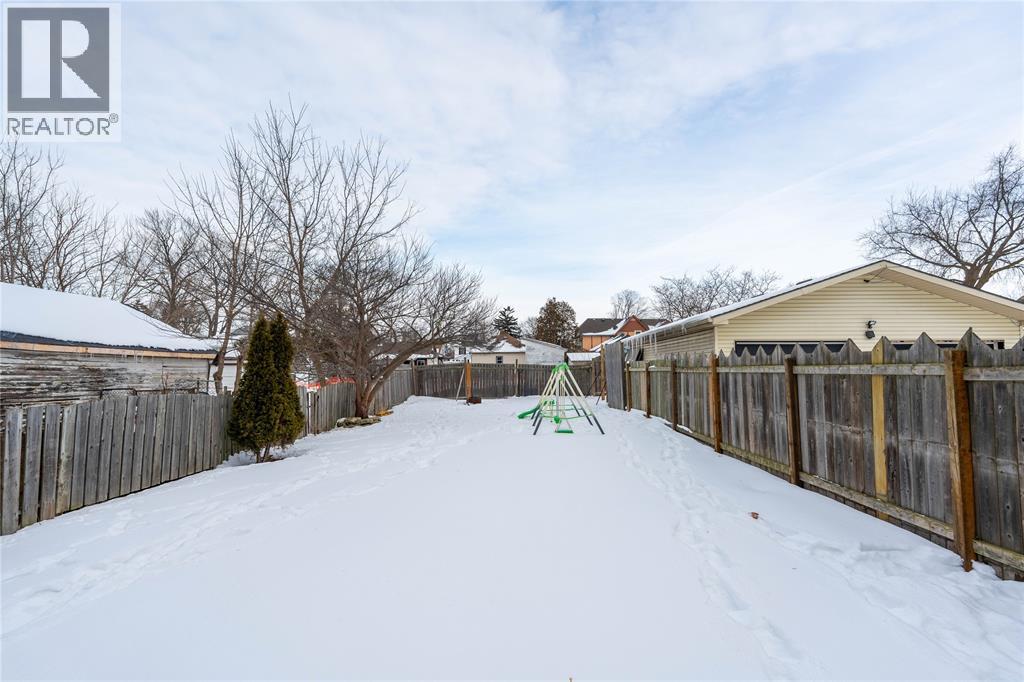 166 John Street, Sarnia, Ontario  N7T 2Y9 - Photo 23 - 26003131