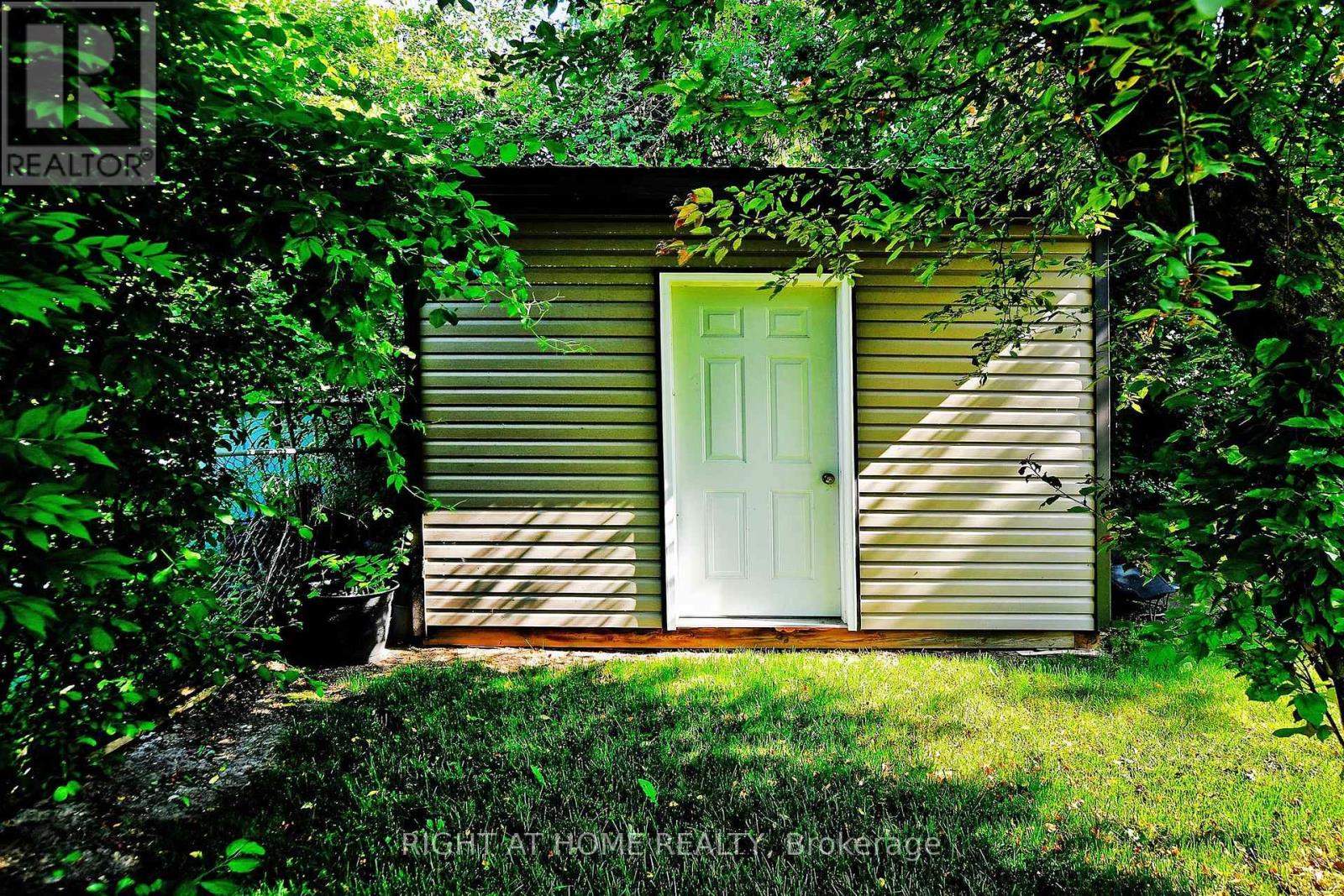 454 Alper Street, Richmond Hill, Ontario  L4C 2Z6 - Photo 7 - N12783208