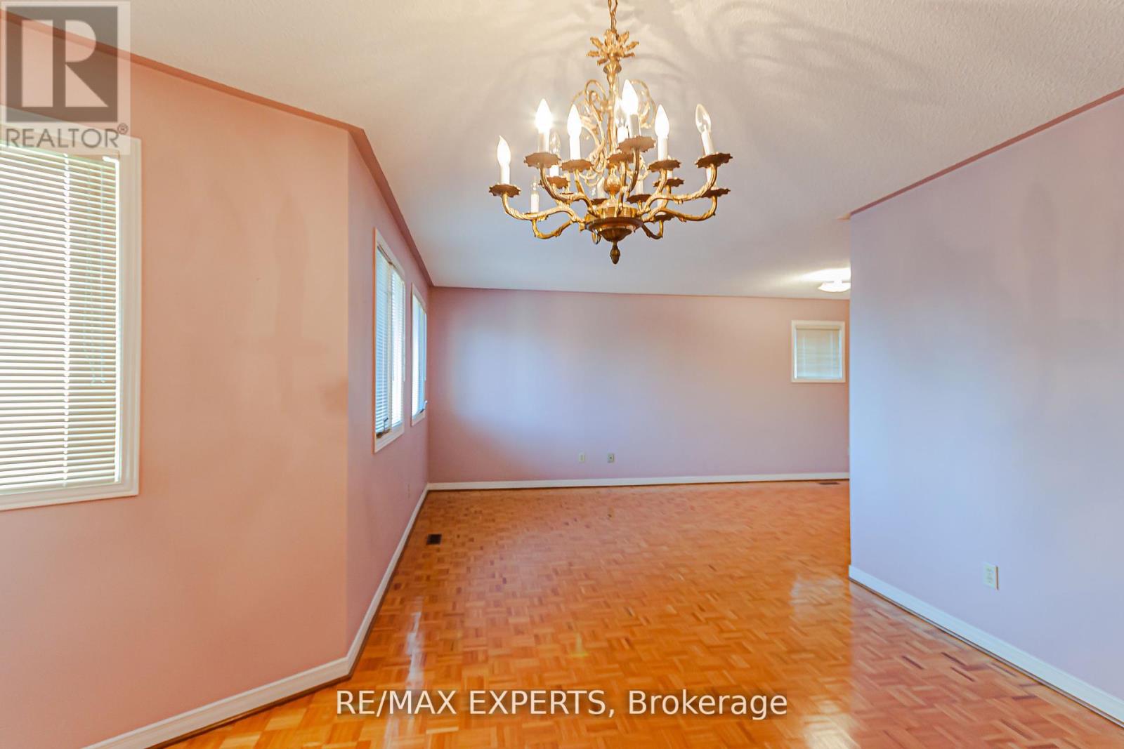 100 Nimbus Place, Vaughan, Ontario  L4L 1Z7 - Photo 17 - N12783230