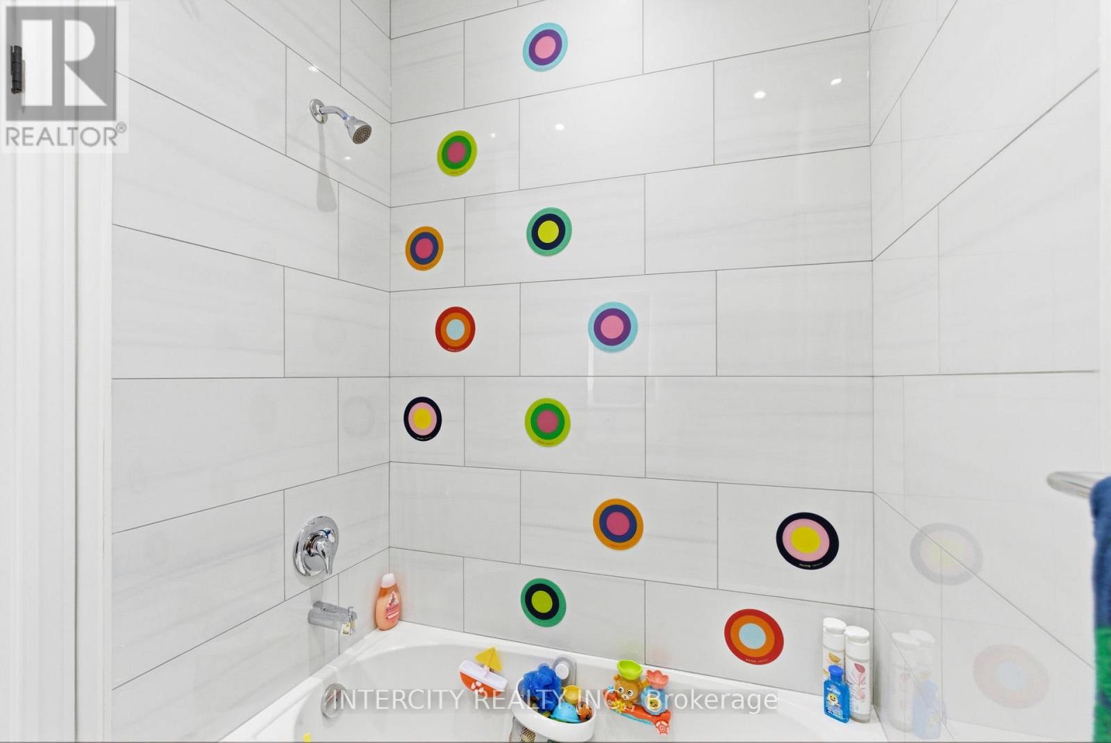 12 Quilico Road, Vaughan, Ontario  L4H 5H1 - Photo 42 - N12783300