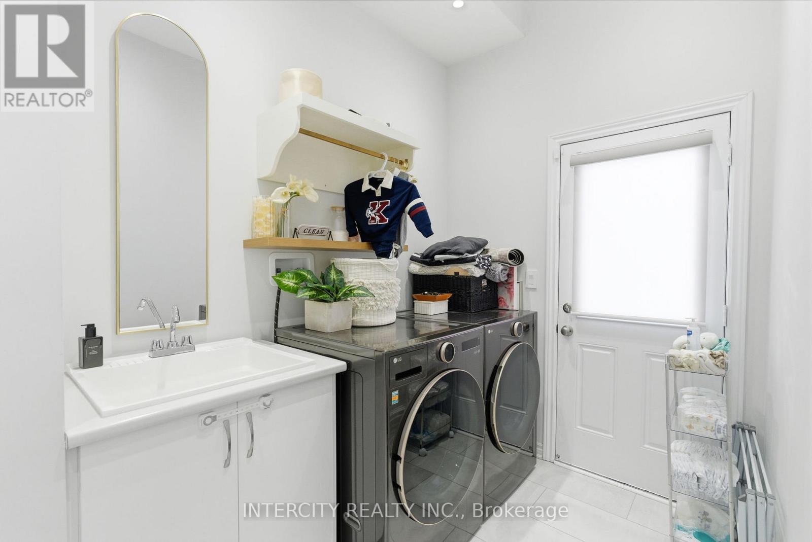 12 Quilico Road, Vaughan, Ontario  L4H 5H1 - Photo 8 - N12783300