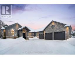 142 MENNILL DRIVE, Springwater, Ontario