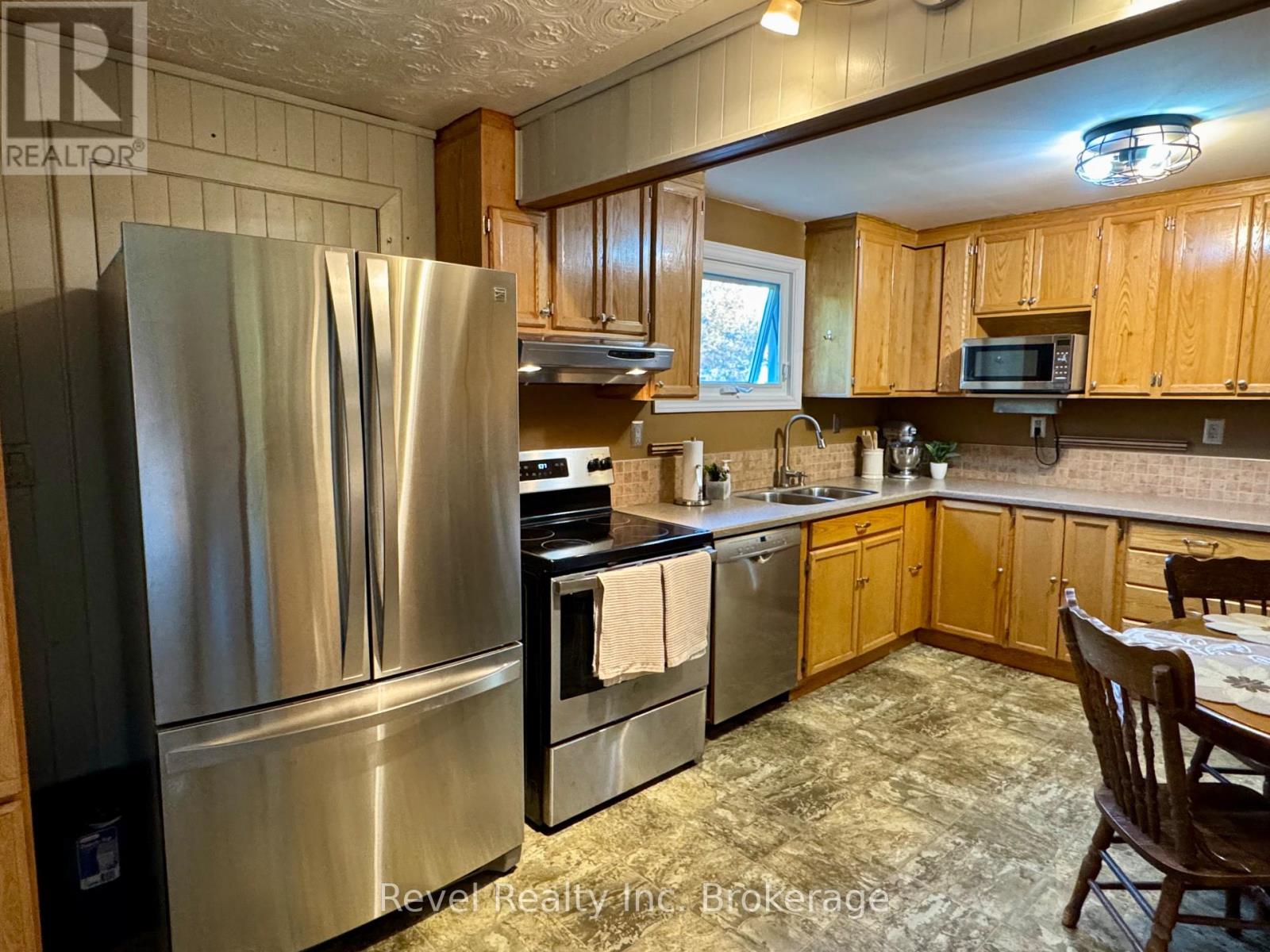 2816 Chiswick Line, Chisholm, Ontario  P0H 1Z0 - Photo 14 - X12783362