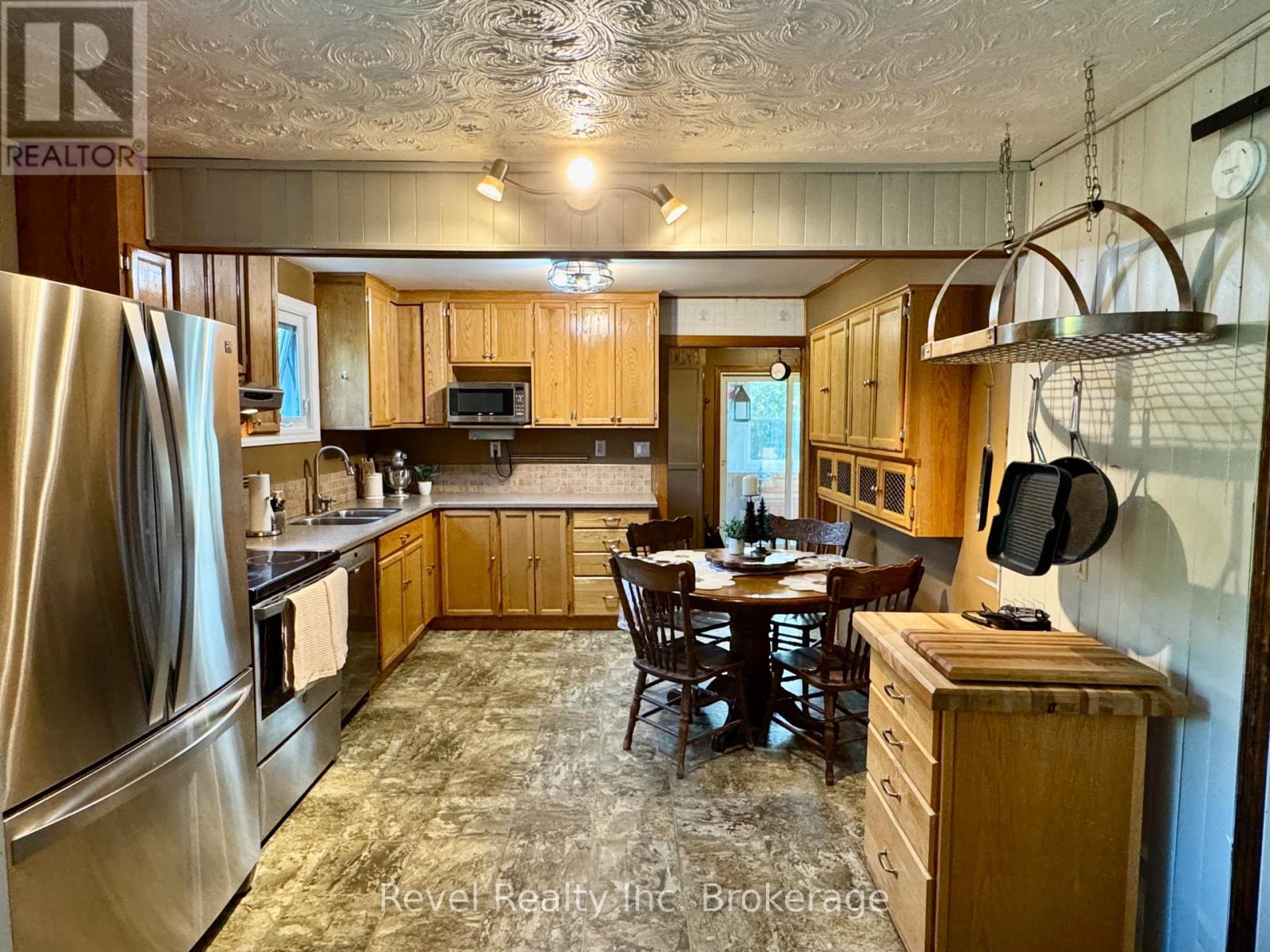 2816 Chiswick Line, Chisholm, Ontario  P0H 1Z0 - Photo 15 - X12783362