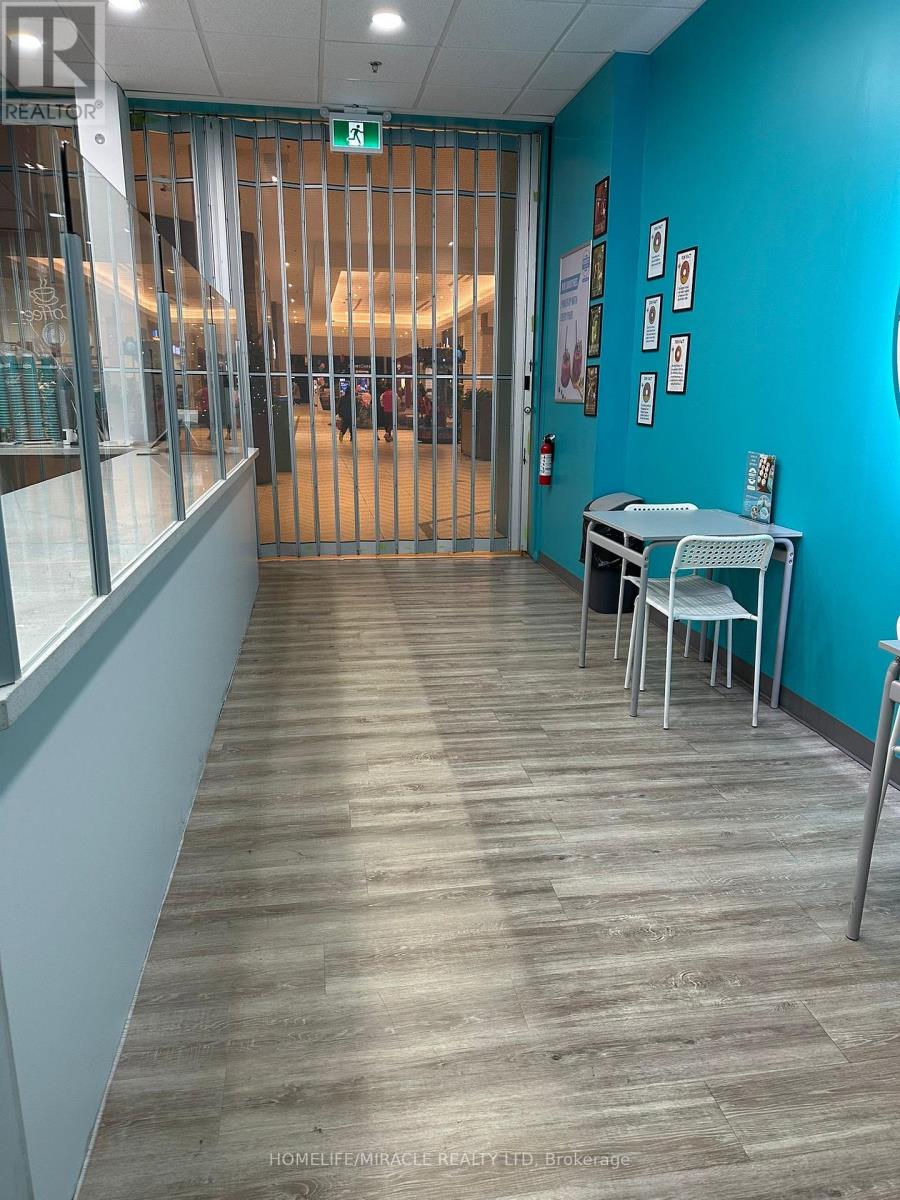 G002 - 777 Guelph Line, Burlington (Roseland), Ontario  L7R 3N2 - Photo 4 - W12783198