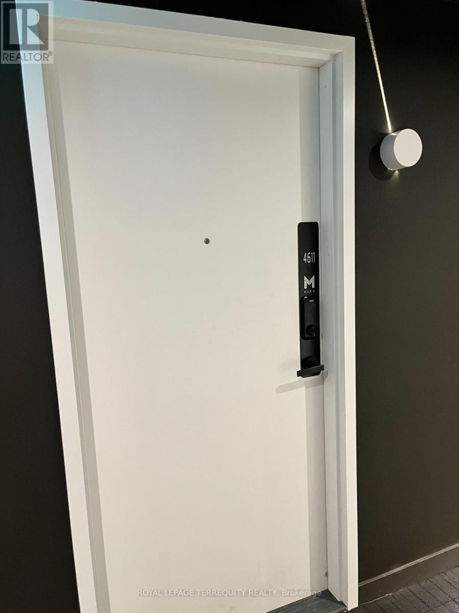 4611 - 3883 Quartz Road, Mississauga, Ontario  L5B 0M4 - Photo 3 - W12783242