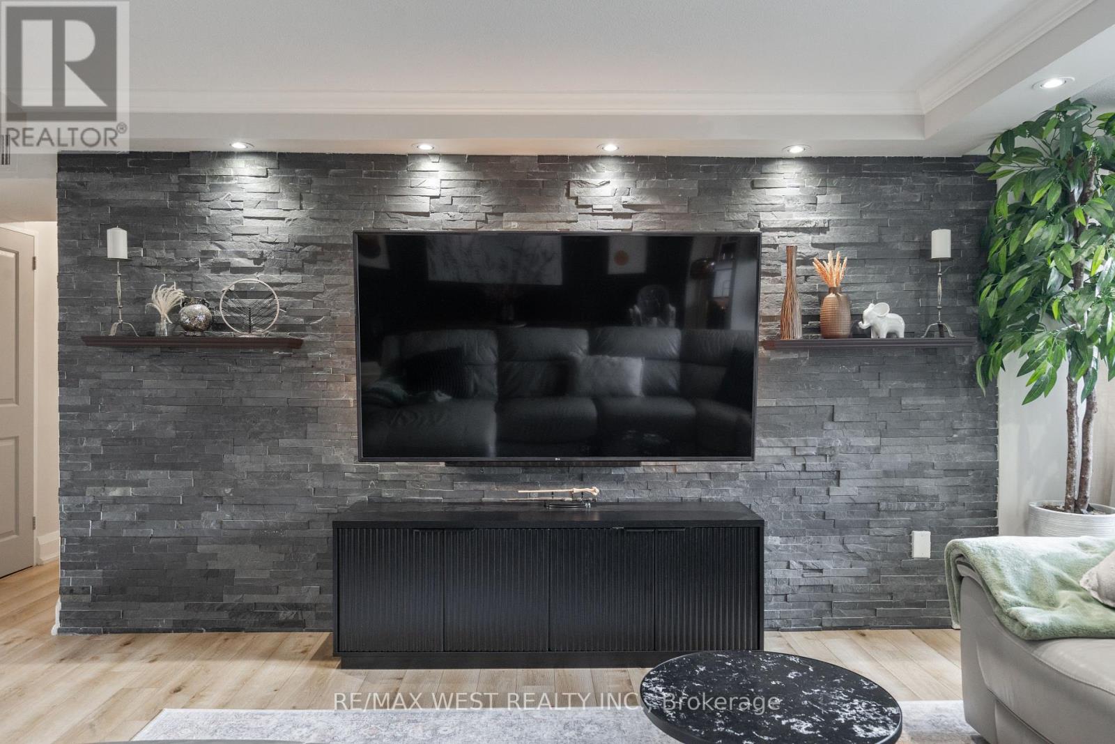 1603 - 61 Richview Road, Toronto, Ontario  M9A 4M8 - Photo 12 - W12783248