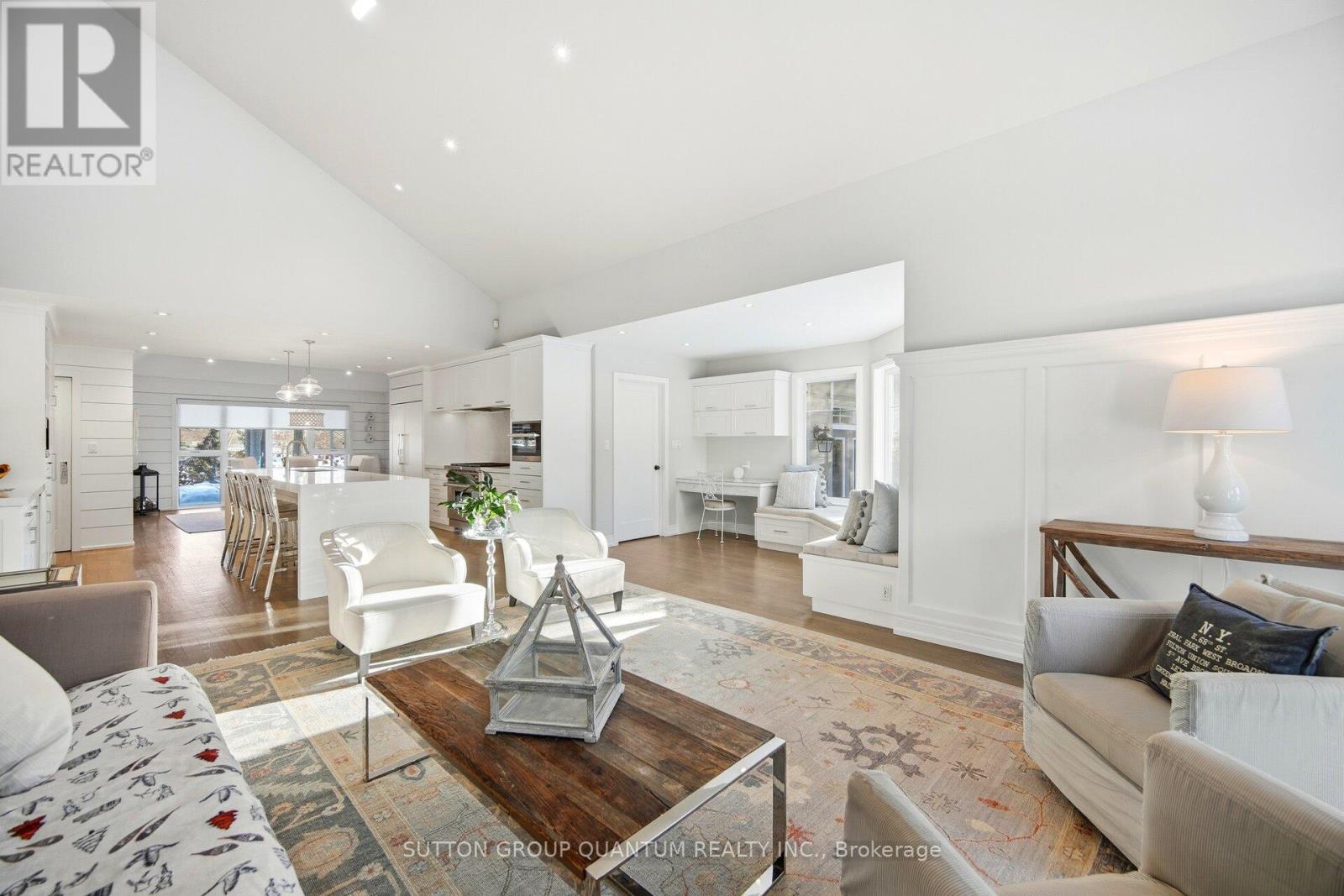 133 Mineola Road E, Mississauga, Ontario  L5G 2E7 - Photo 17 - W12783284