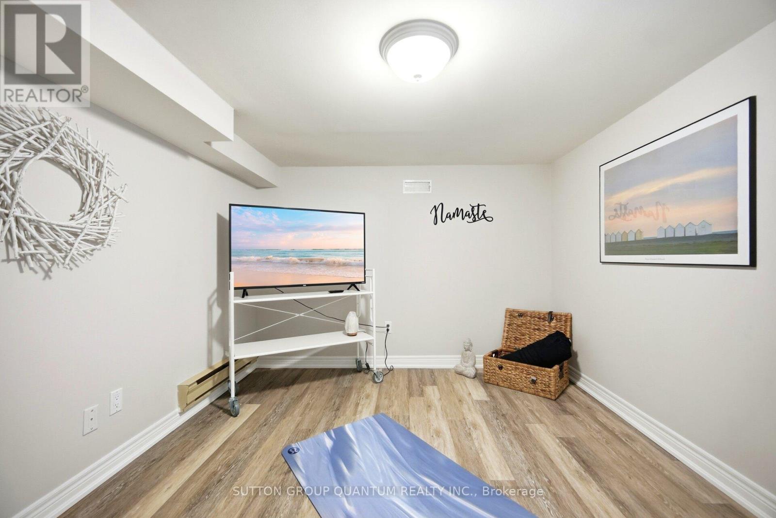 133 Mineola Road E, Mississauga, Ontario  L5G 2E7 - Photo 41 - W12783284