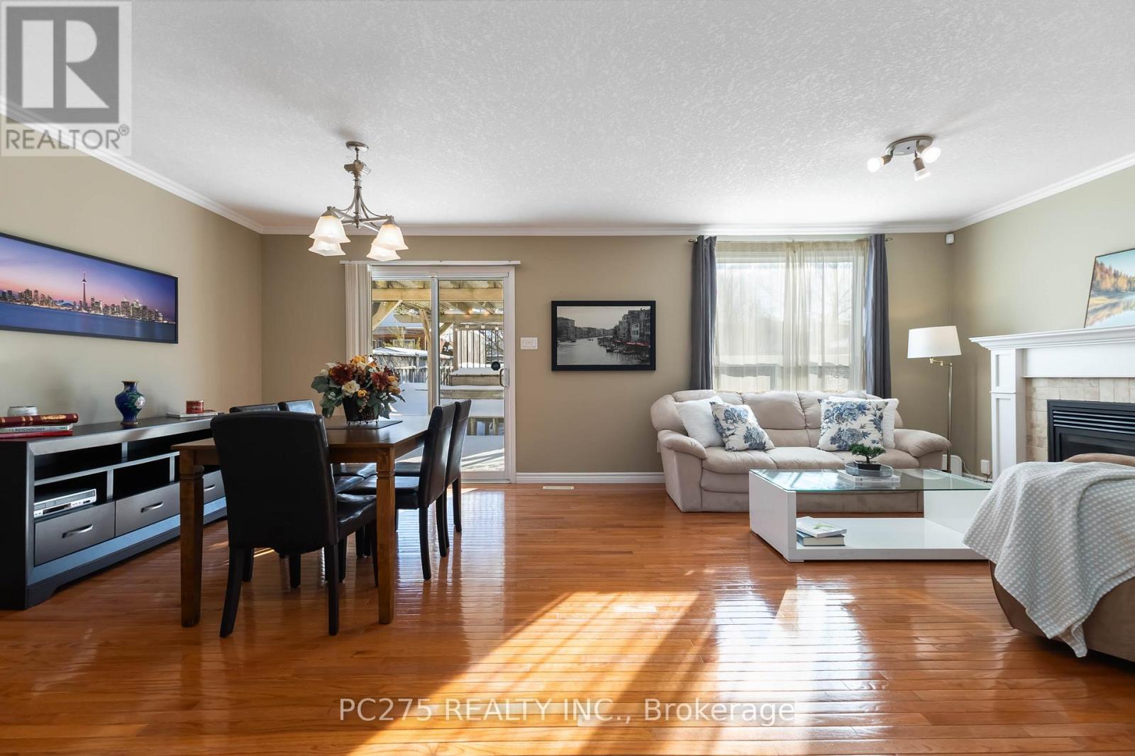 Photo 10 of 47 for 634 Ridgeview Drive