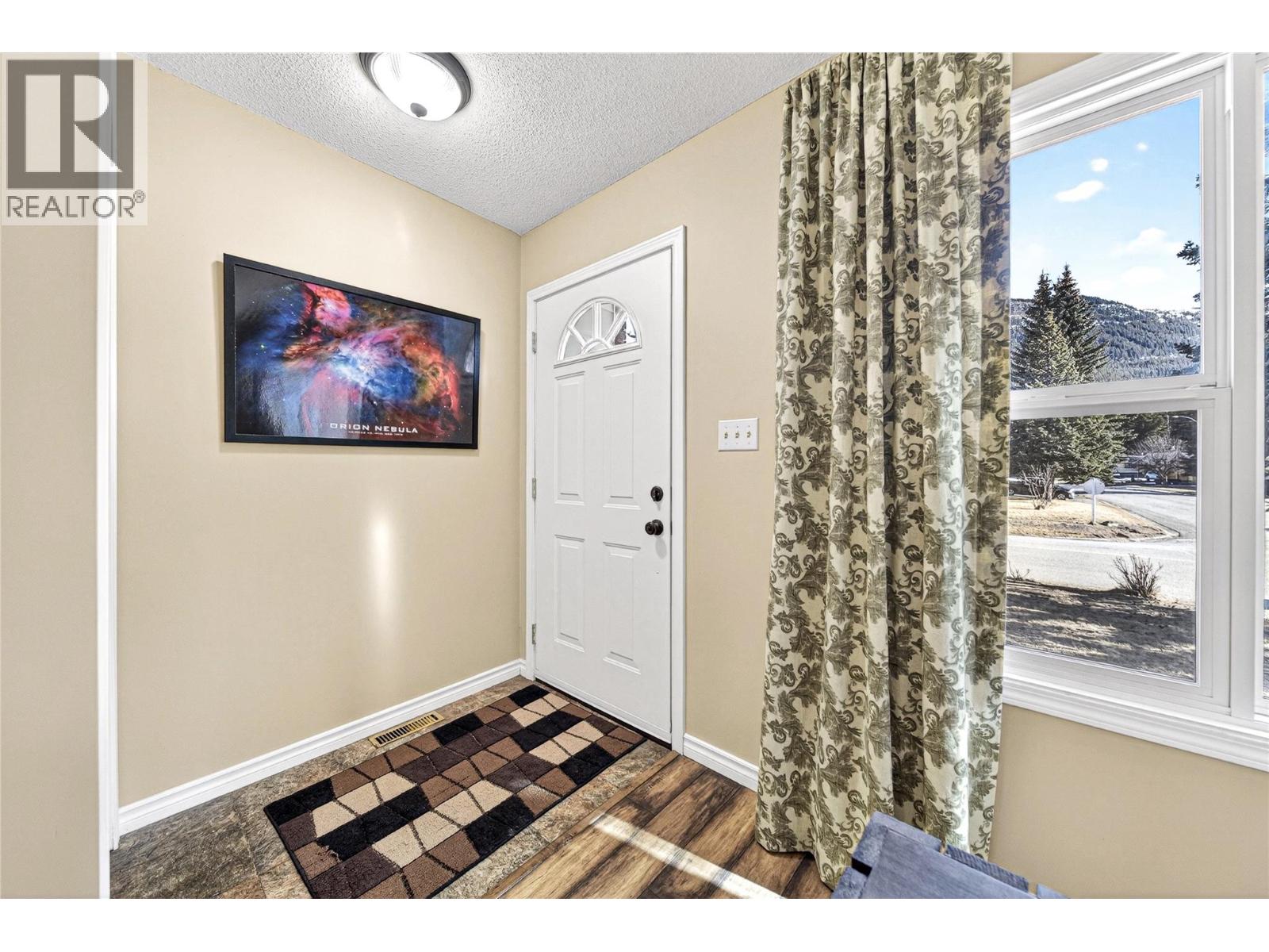 485 Engelmann Spruce Drive, Sparwood, British Columbia  V0B 2G0 - Photo 10 - 10375795