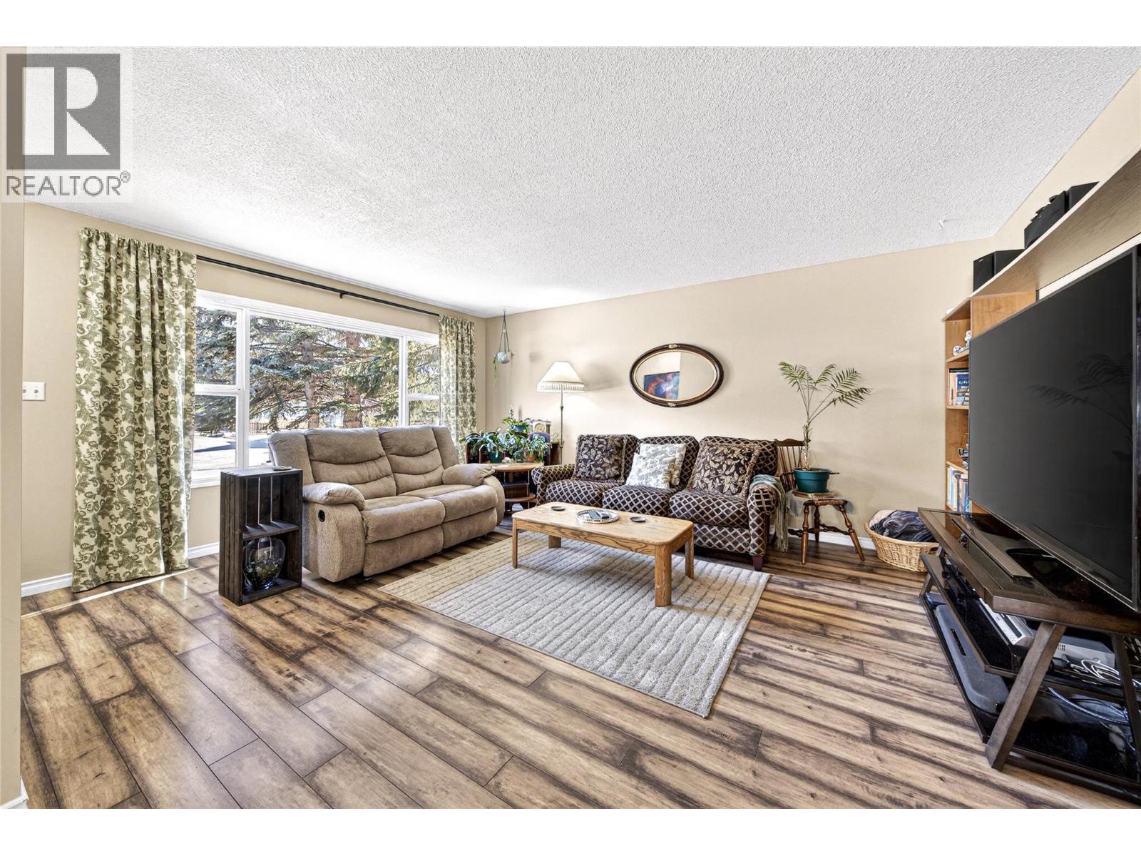 485 Engelmann Spruce Drive, Sparwood, British Columbia  V0B 2G0 - Photo 7 - 10375795