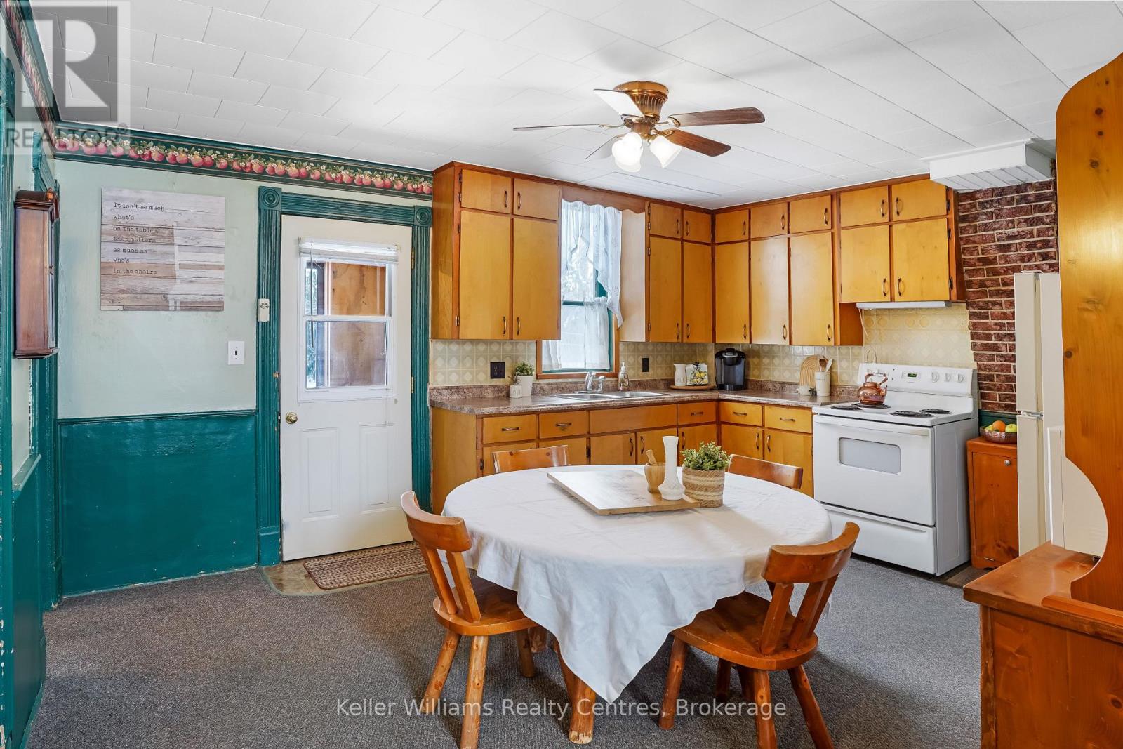 193 Division Street, South Bruce Peninsula, Ontario  N0H 2T0 - Photo 7 - X12783340