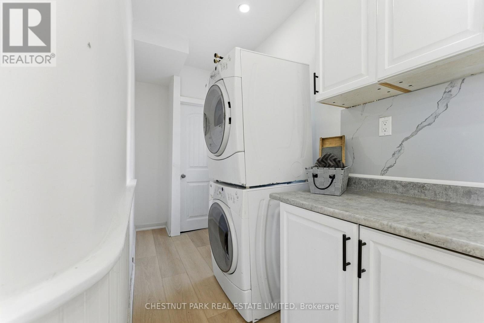 43 Dunbar Street, Belleville, Ontario  K8P 3R6 - Photo 8 - X12783510