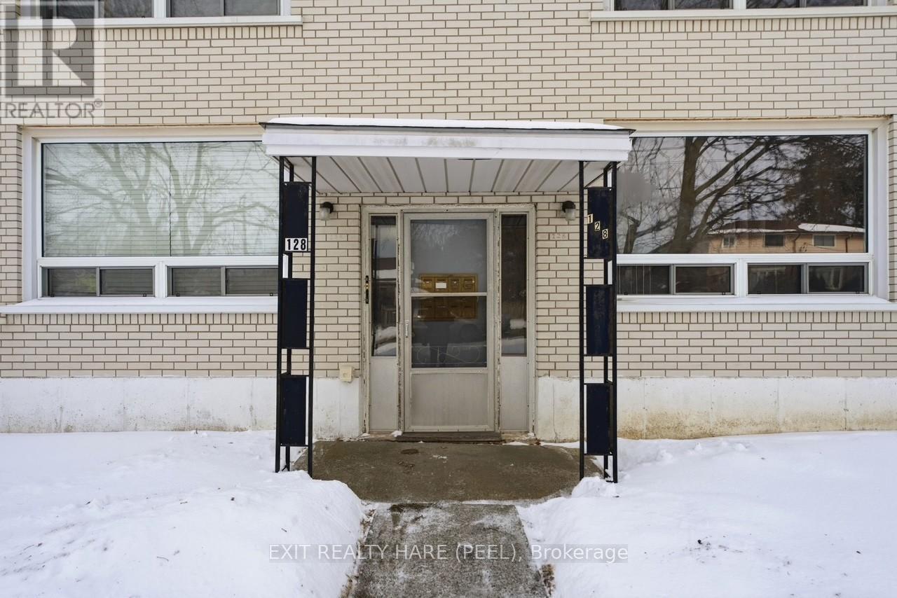 128 Ninth Avenue, Brantford, Ontario  N3S 1E7 - Photo 7 - X12783170