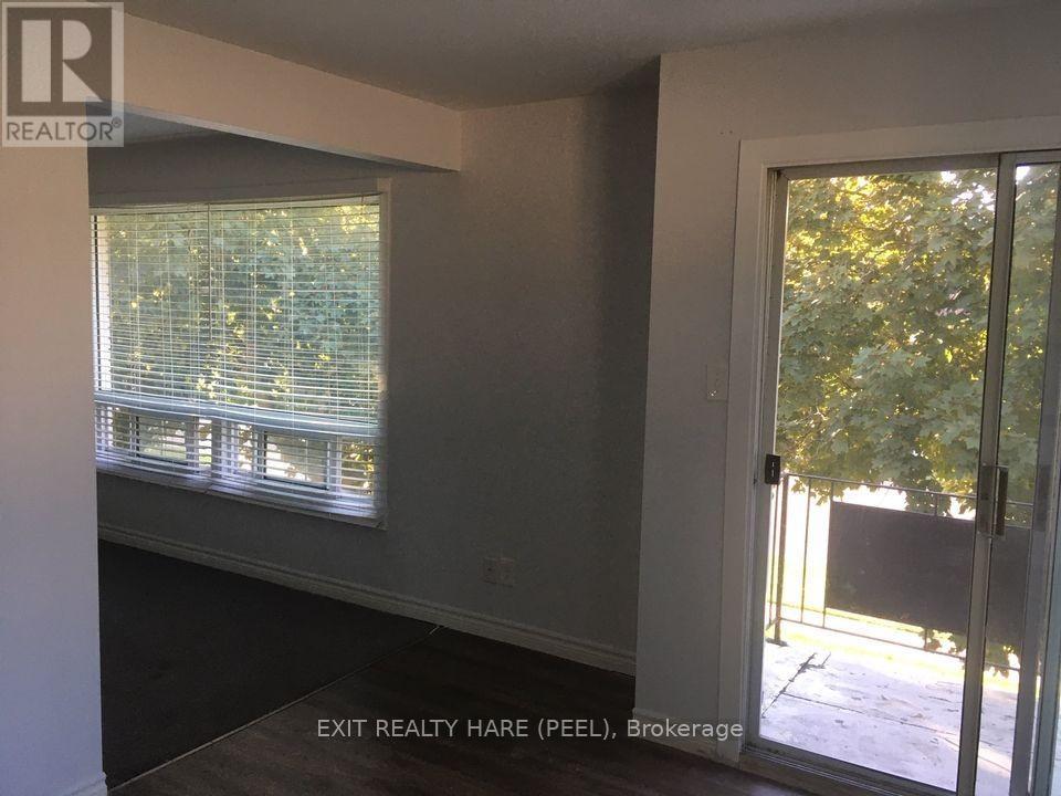 128 Ninth Avenue, Brantford, Ontario  N3S 1E7 - Photo 9 - X12783170