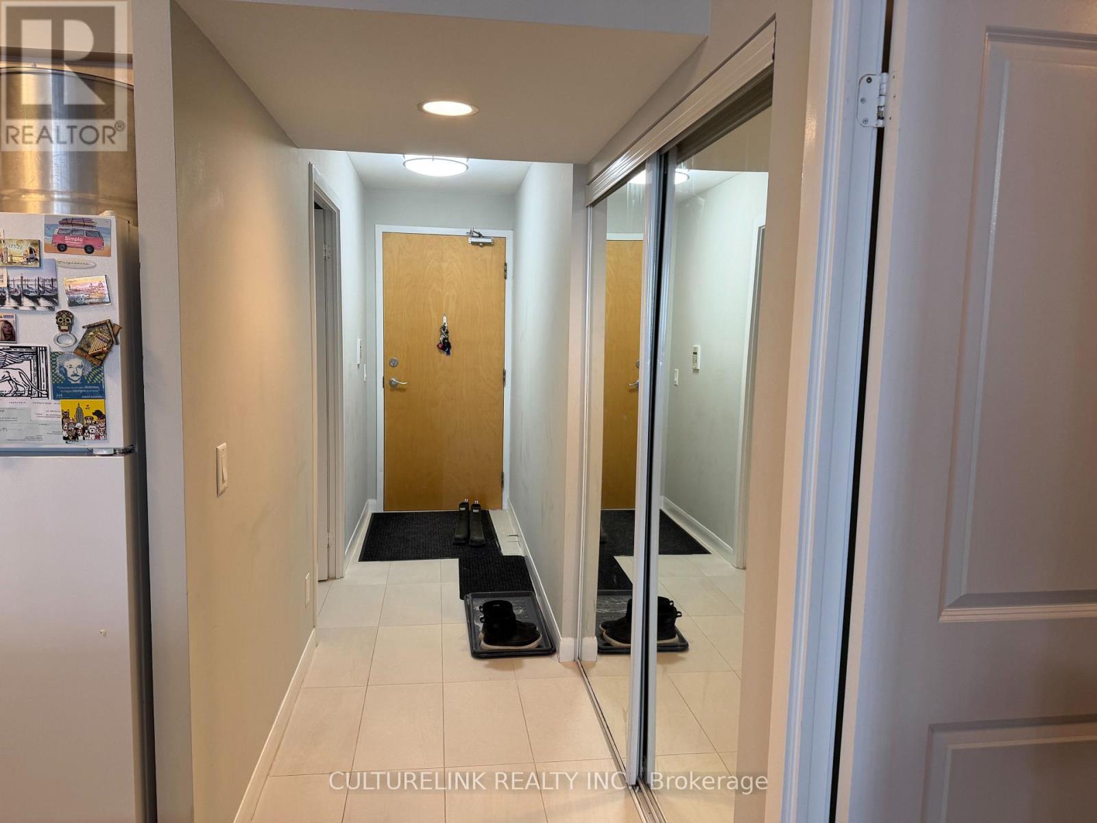 1701 - 4968 Yonge Street, Toronto (Lansing-Westgate), Ontario  M2N 7G9 - Photo 4 - C12781198