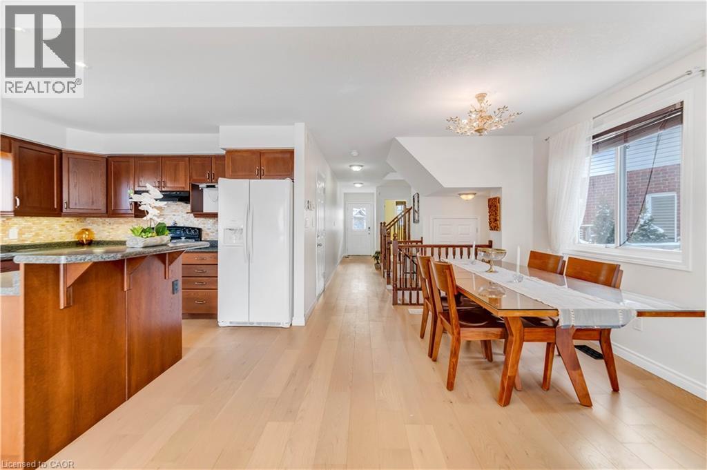 220 Lemon Grass Crescent, Kitchener, Ontario  N2N 3R7 - Photo 12 - 40800026