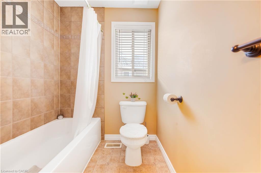 220 Lemon Grass Crescent, Kitchener, Ontario  N2N 3R7 - Photo 28 - 40800026