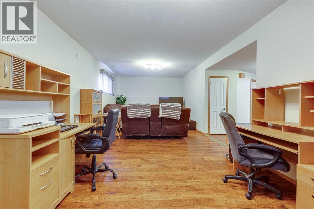 38 Kendrew Drive, Red Deer, Alberta  T4P 3X6 - Photo 33 - A2285301