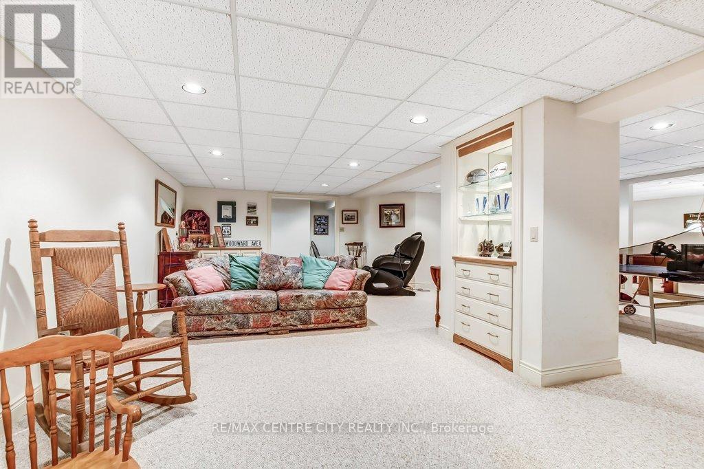 27 - 1200 Riverside Drive, London North, Ontario  N6H 5C6 - Photo 34 - X12783306