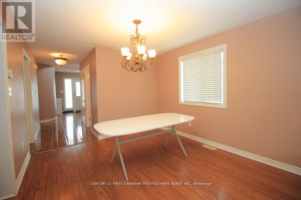 1681 Benjamin Drive, London East, Ontario  N5V 5K1 - Photo 10 - X12783410