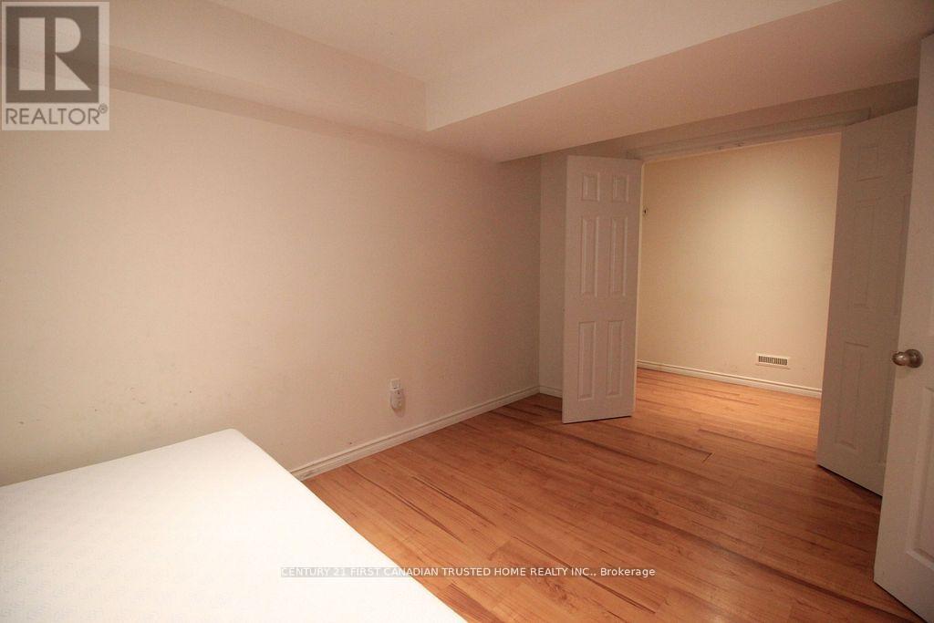 1681 Benjamin Drive, London East, Ontario  N5V 5K1 - Photo 27 - X12783410