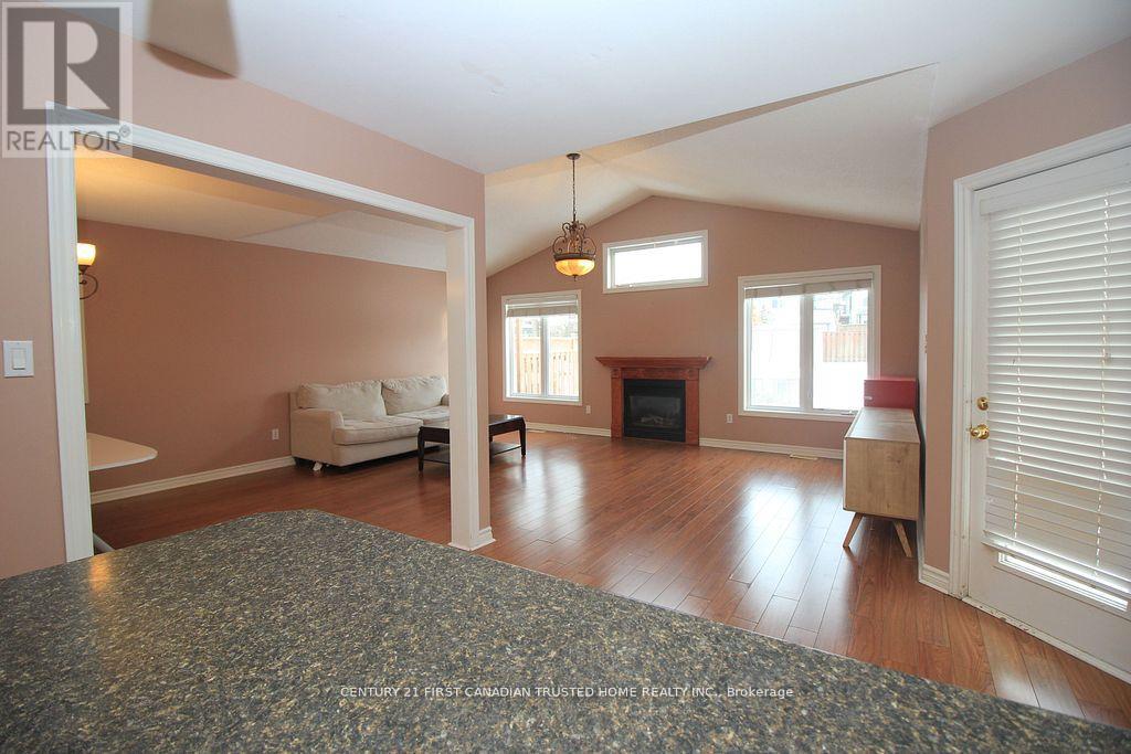 1681 Benjamin Drive, London East, Ontario  N5V 5K1 - Photo 9 - X12783410