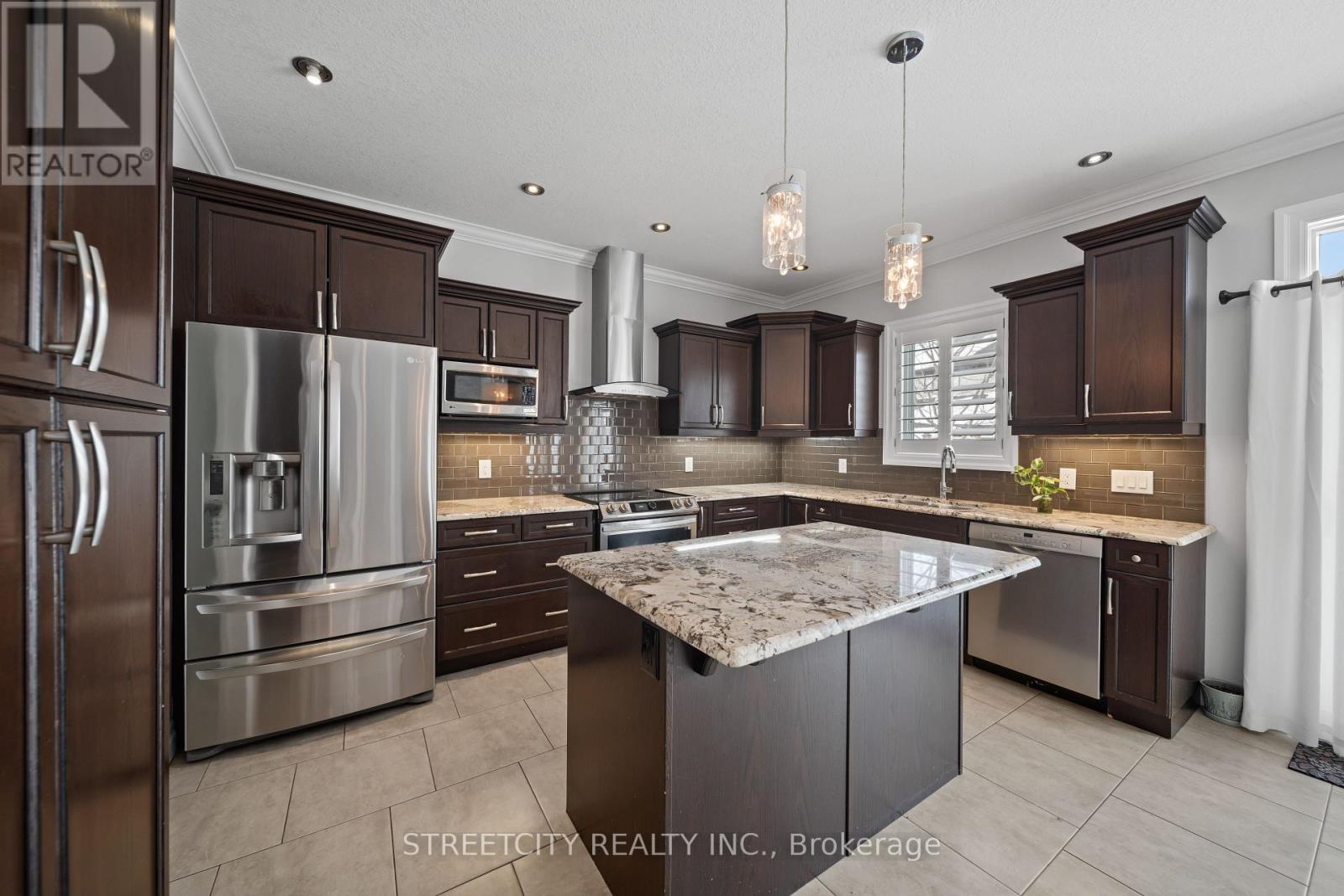 6540 Upper Canada Cross, London South, Ontario  N6P 0B9 - Photo 11 - X12783462