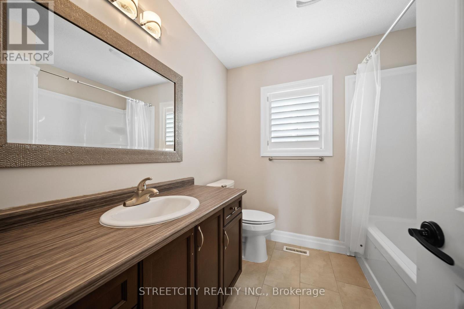 6540 Upper Canada Cross, London South, Ontario  N6P 0B9 - Photo 29 - X12783462