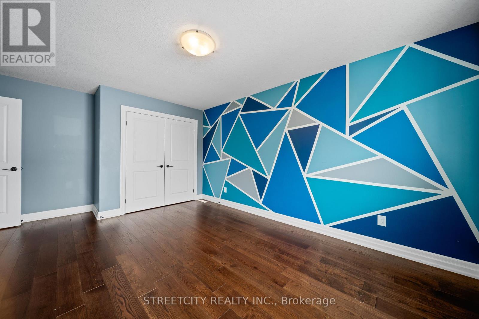 6540 Upper Canada Cross, London South, Ontario  N6P 0B9 - Photo 32 - X12783462