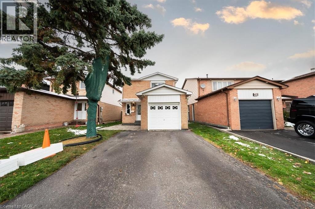 47 MARTINDALE Crescent, brampton, Ontario