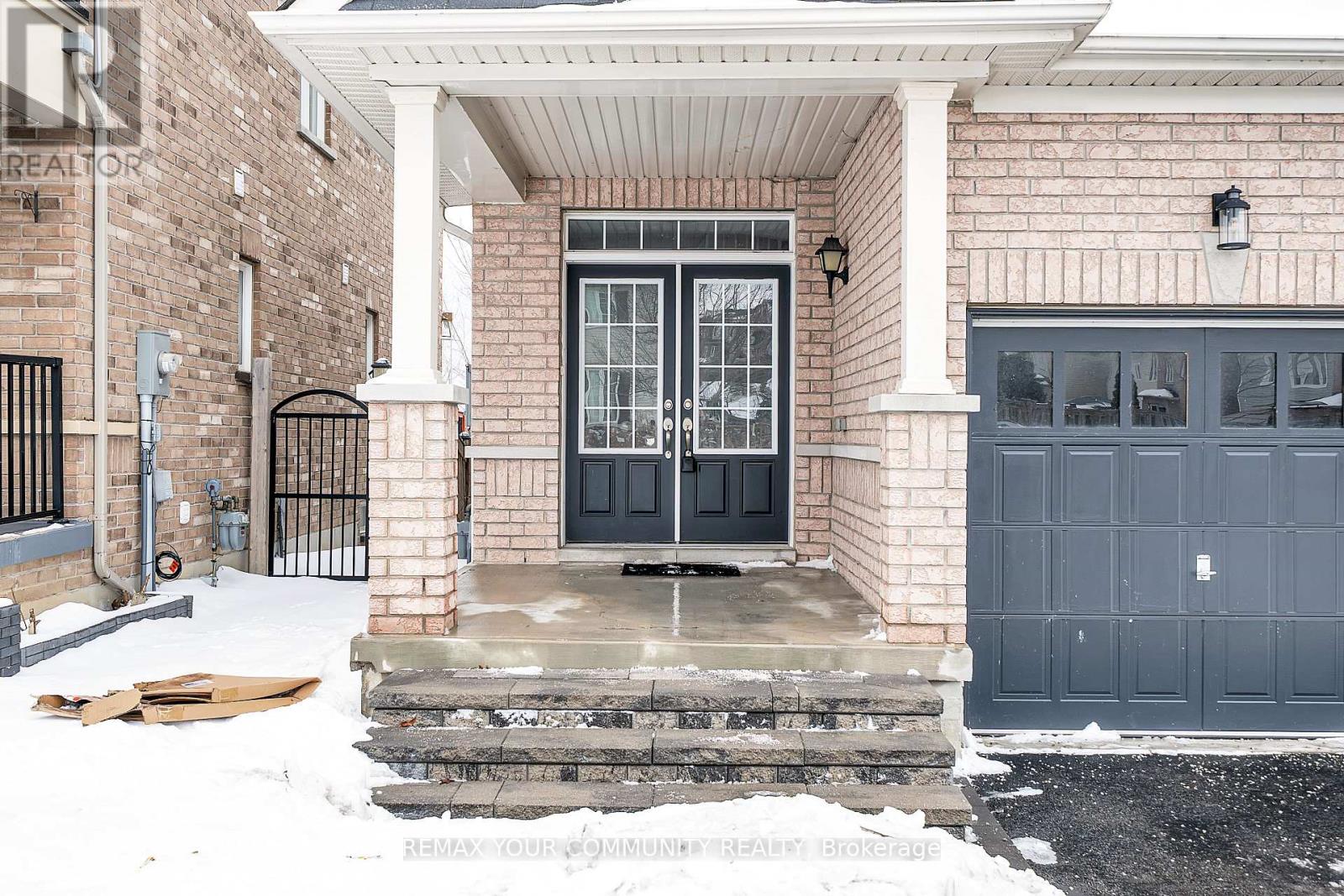 17 Adanac Drive, Whitby, Ontario  L1N 0J4 - Photo 2 - E12782362