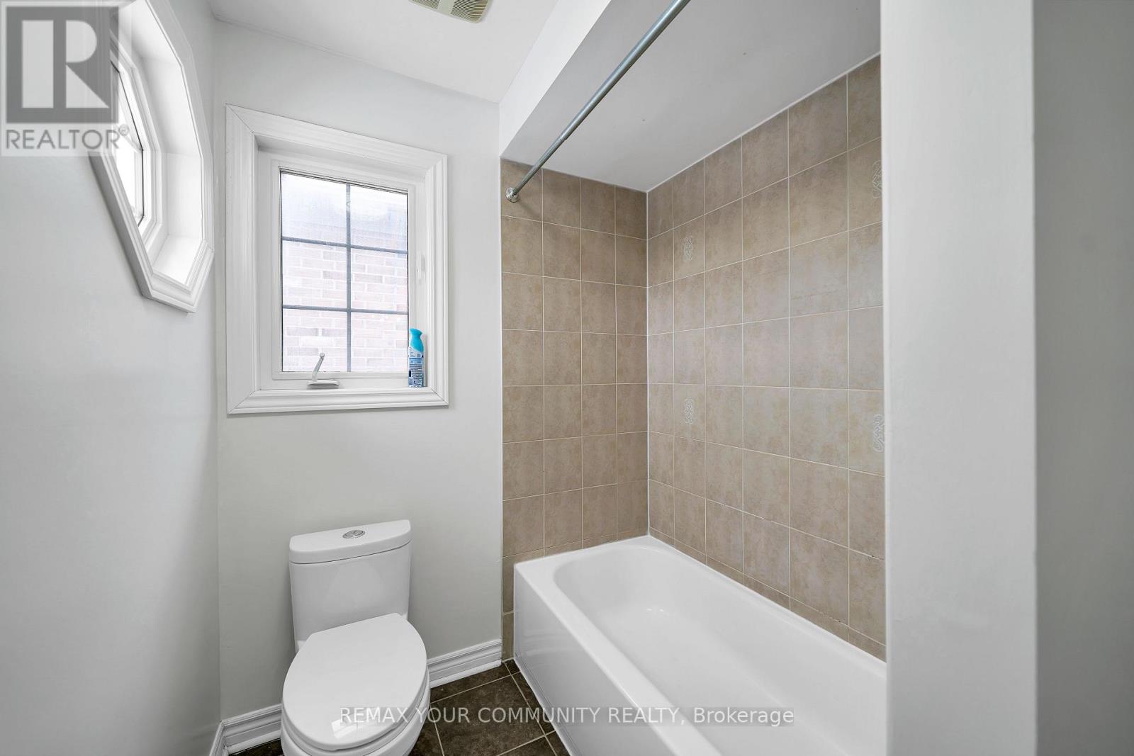 17 Adanac Drive, Whitby, Ontario  L1N 0J4 - Photo 12 - E12782362