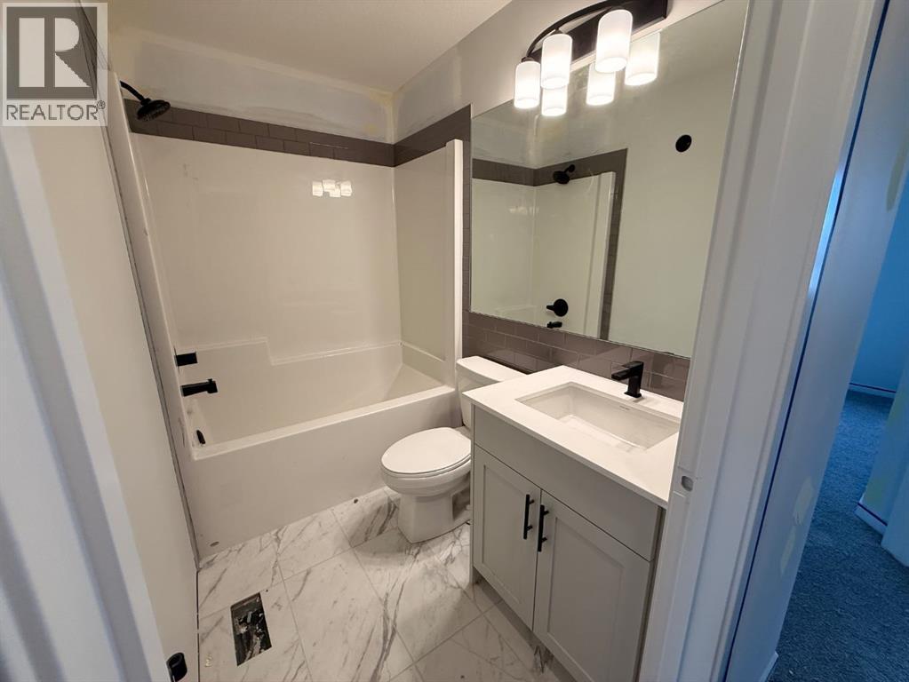 247 Annette Villas Nw, Calgary, Alberta  T3R 2K5 - Photo 18 - A2282332