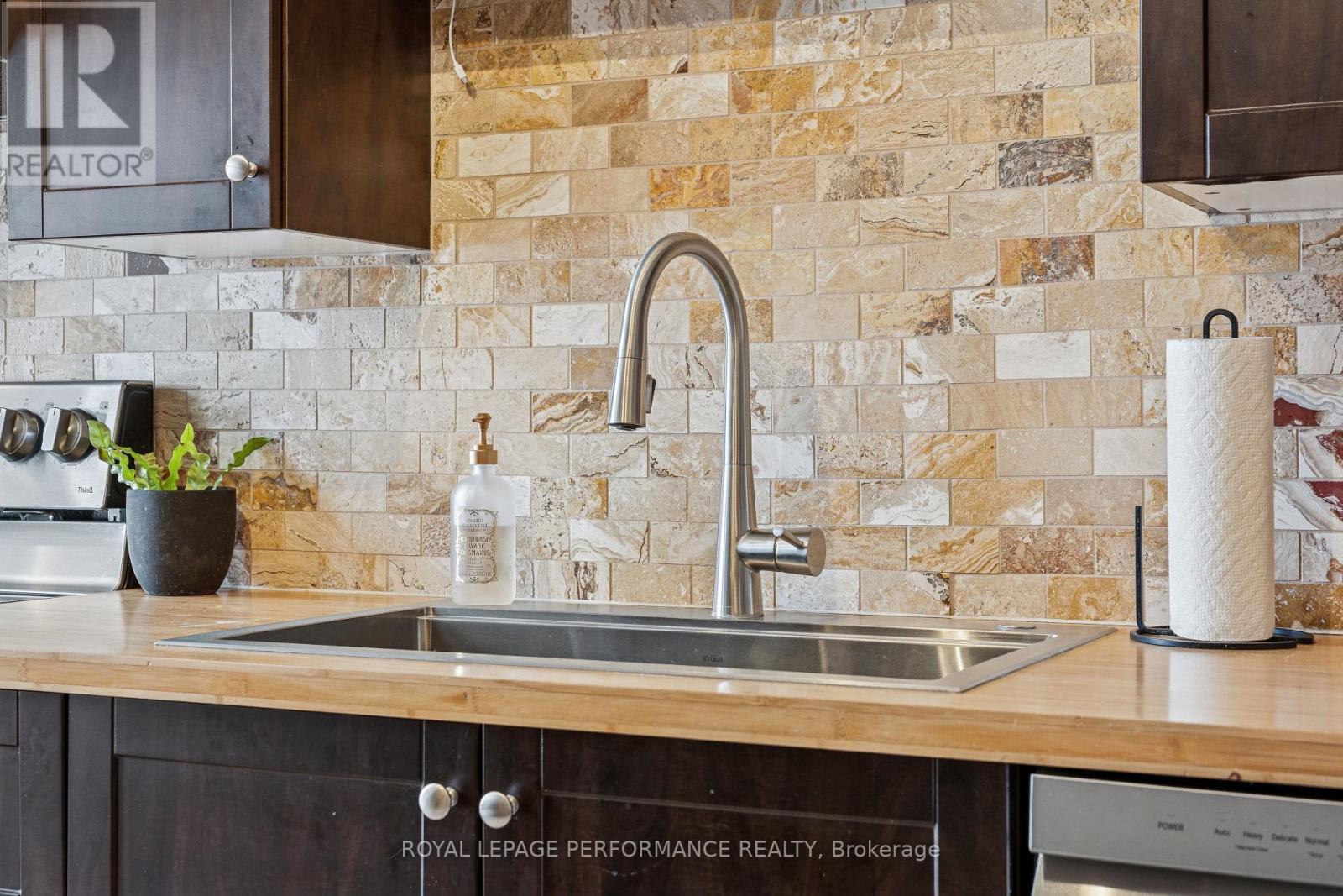 172 Claiborne Way, Ottawa, Ontario  K1E 3V1 - Photo 11 - X12783304