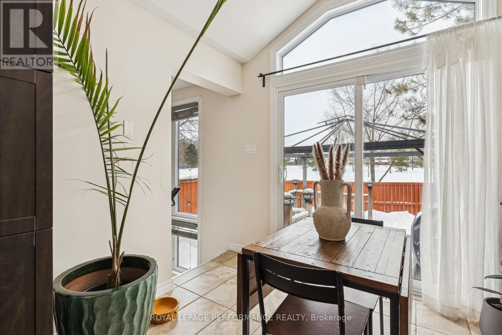 172 Claiborne Way, Ottawa, Ontario  K1E 3V1 - Photo 15 - X12783304