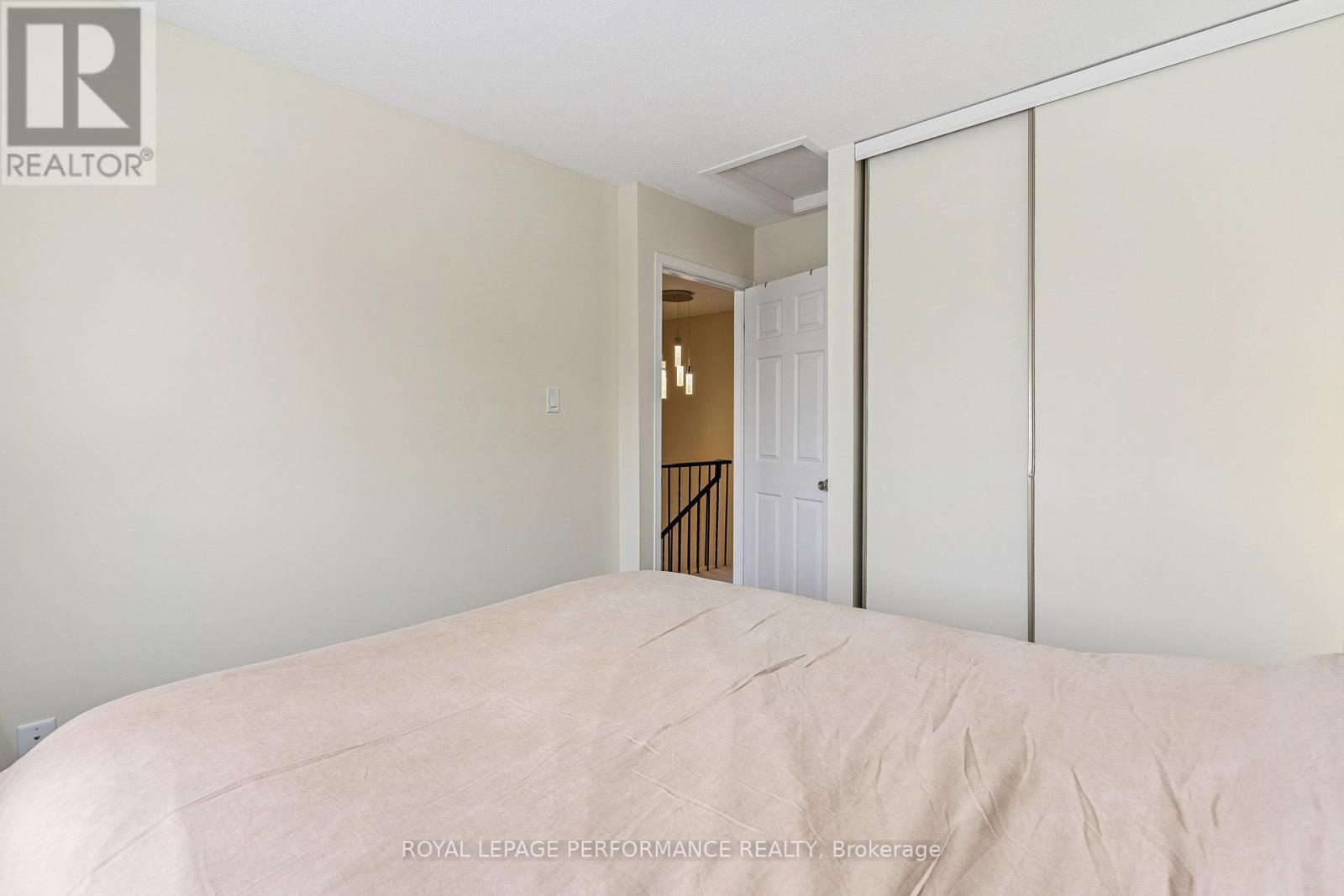 172 Claiborne Way, Ottawa, Ontario  K1E 3V1 - Photo 25 - X12783304