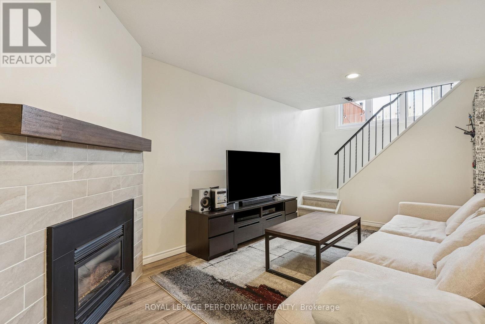 172 Claiborne Way, Ottawa, Ontario  K1E 3V1 - Photo 33 - X12783304