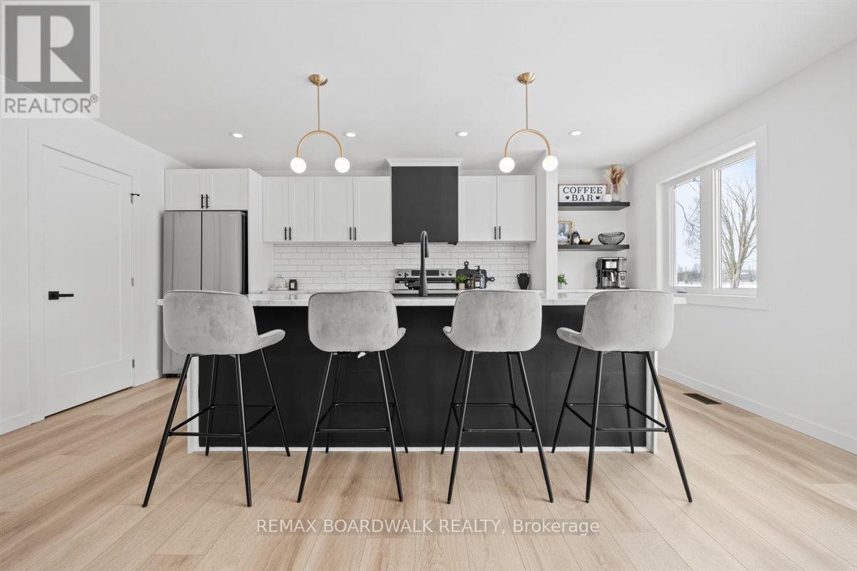 1146 Rideau River Road, Montague, Ontario  K0G 1N0 - Photo 12 - X12783324