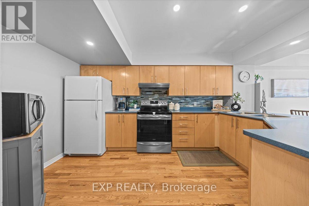 44 Coralbell Private, Ottawa, Ontario  K1T 3Z9 - Photo 10 - X12783466